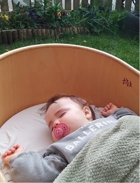 mini explorer sleeping outside