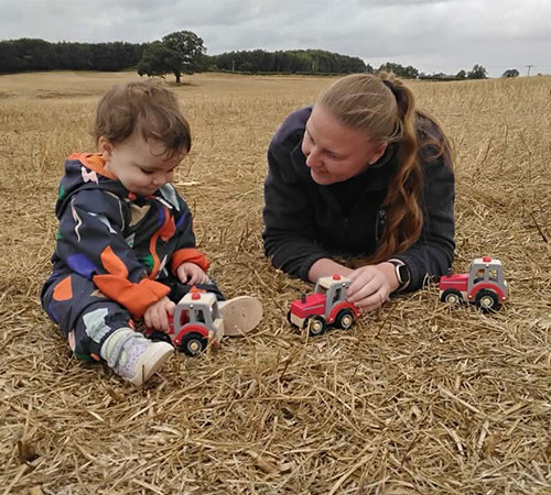 Meet the Team 6 mini-explorers-jess